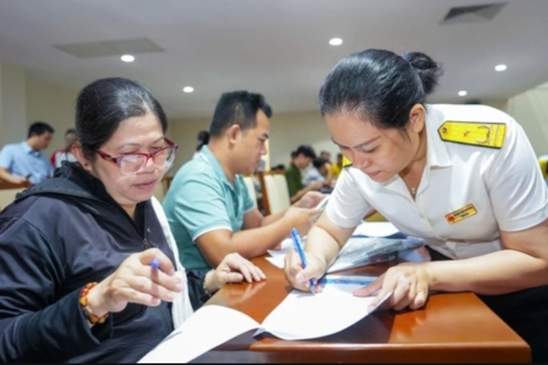 Hộ kinh doanh kê khai thuế cần theo dõi doanh thu, lập tờ khai, nộp thuế và lưu chứng từ đầy đủ. 